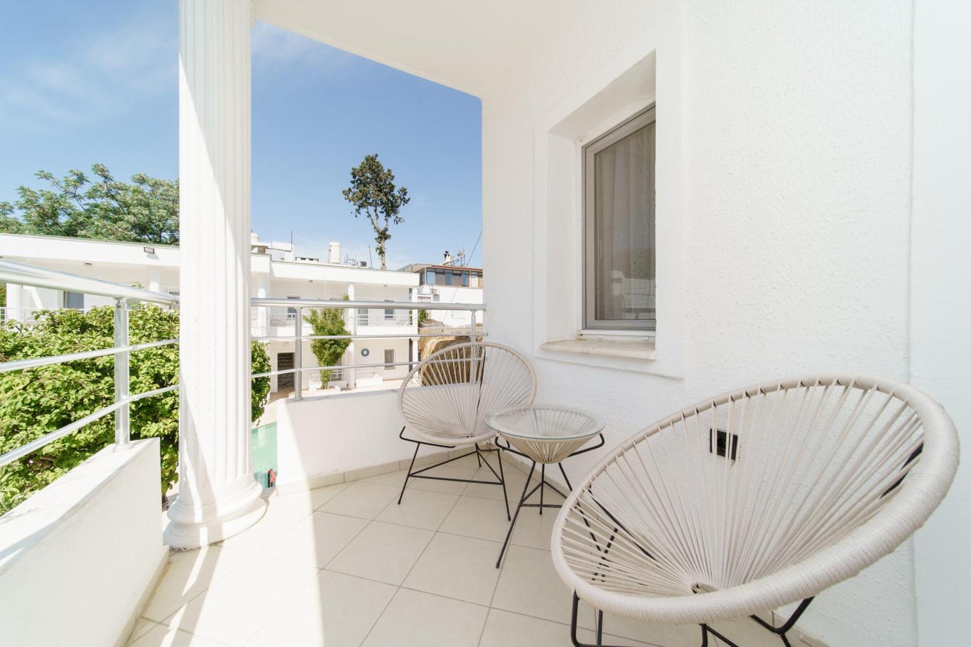 Superior Driepersoonskamer met Balkon