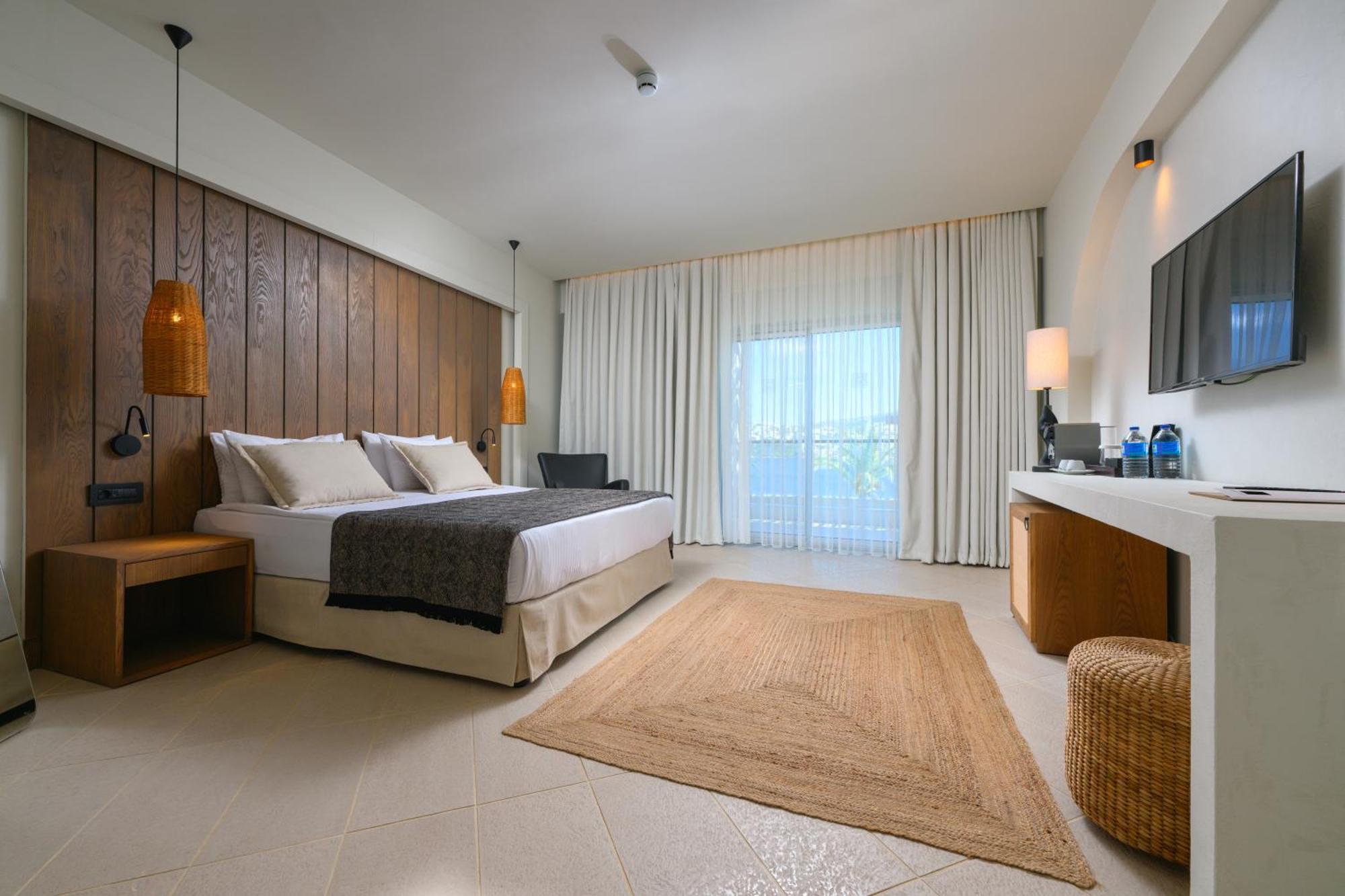 Superior Double or Twin Room Sea View